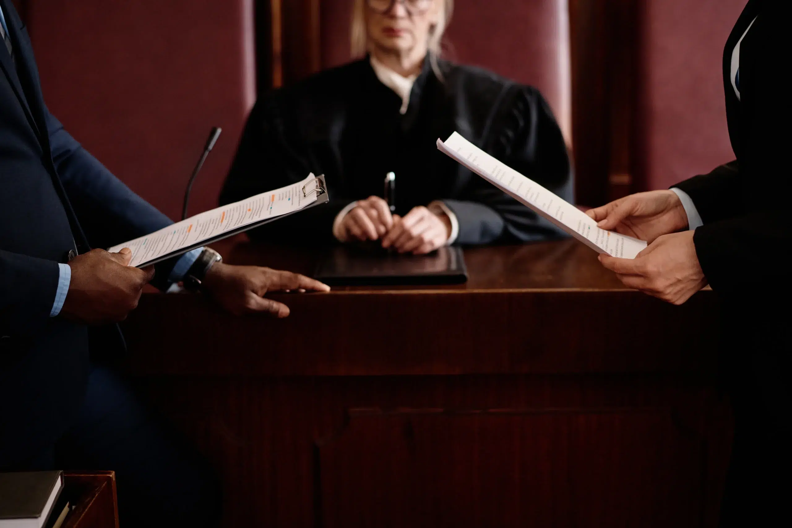 Leia mais sobre o artigo Reconvenção no processo civil: quando apresentar e como estruturar